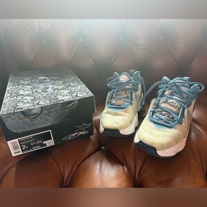 Nike Lebron XIX size 2Y in box